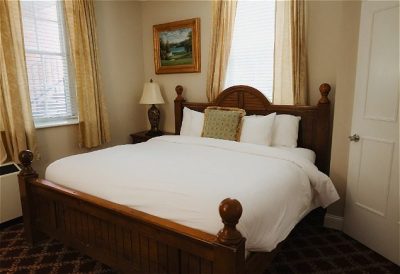Family Suite 2 Queens, 1 King guestroom